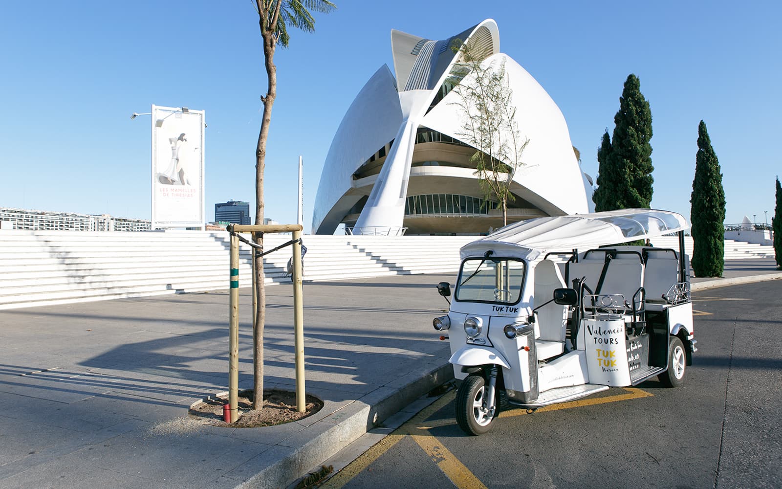 2-Hour Guided Tour of Valencia on Tuk Tuk tickets in Valencia - Full Experience | TickYourList