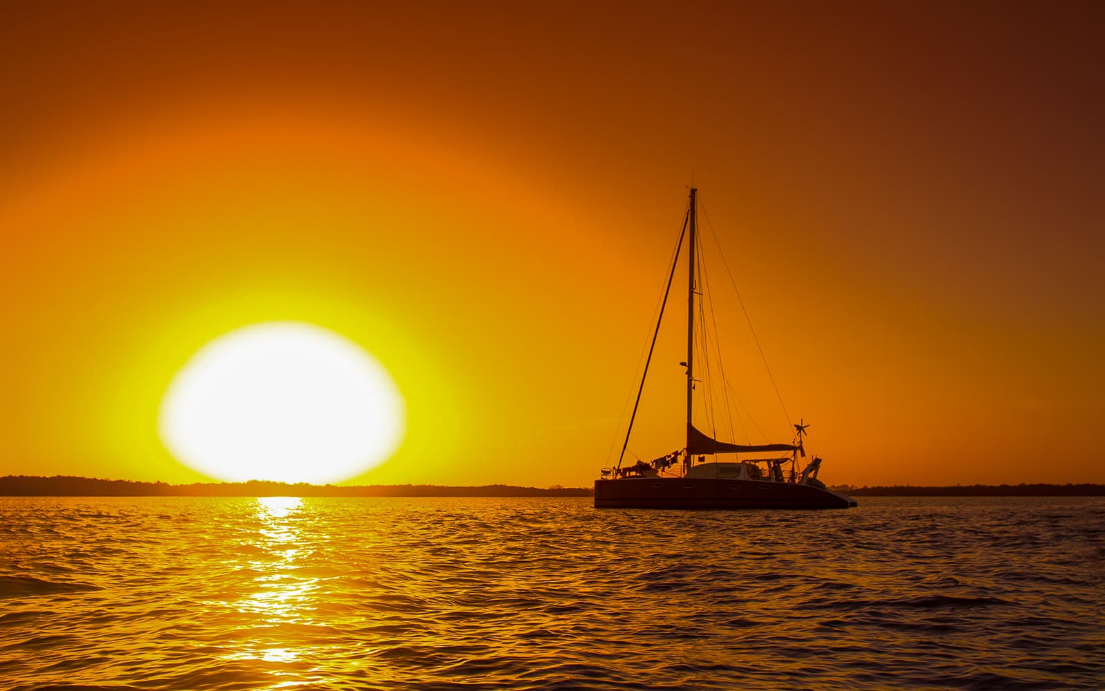 Valencia Sunset Catamaran Cruise tickets in Valencia - Features | TickYourList