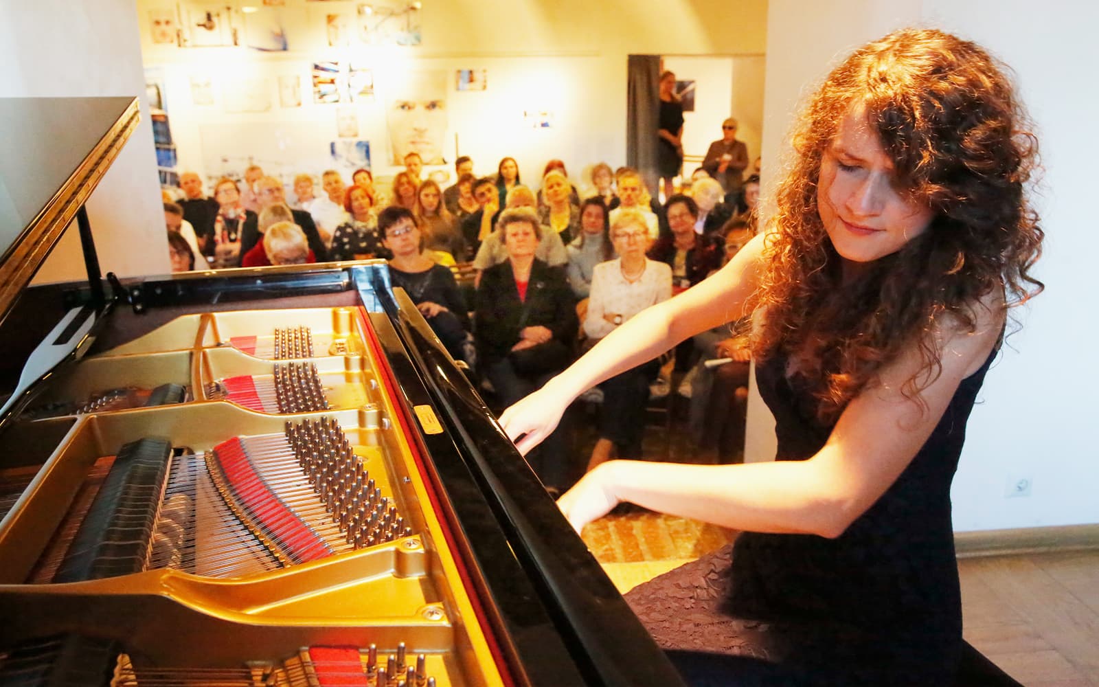 Tickets to Chopin's Music Recital at the Pleyel Salon with a Drink in Warsaw - Activities | TickYourList