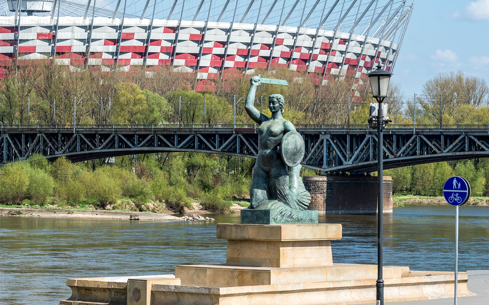 1-Hour Traditional Galar Cruise on Vistula River tickets in Warsaw - Features | TickYourList