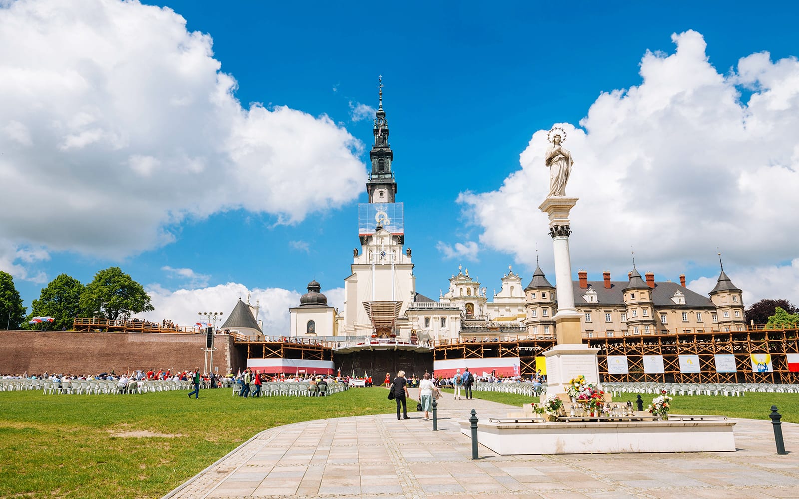 Small-Group Guided Tour of Jasna Gora & Black Madonna with Hotel Transfers