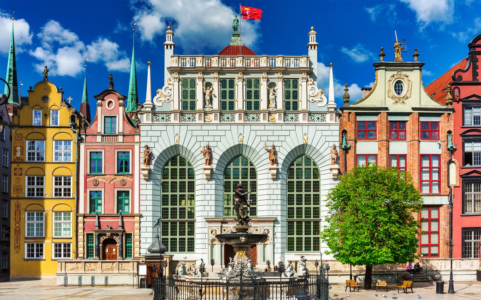 Private Guided Tour of Gdansk Old Town with Train Transfers tickets in Warsaw - Attractions | TickYourList