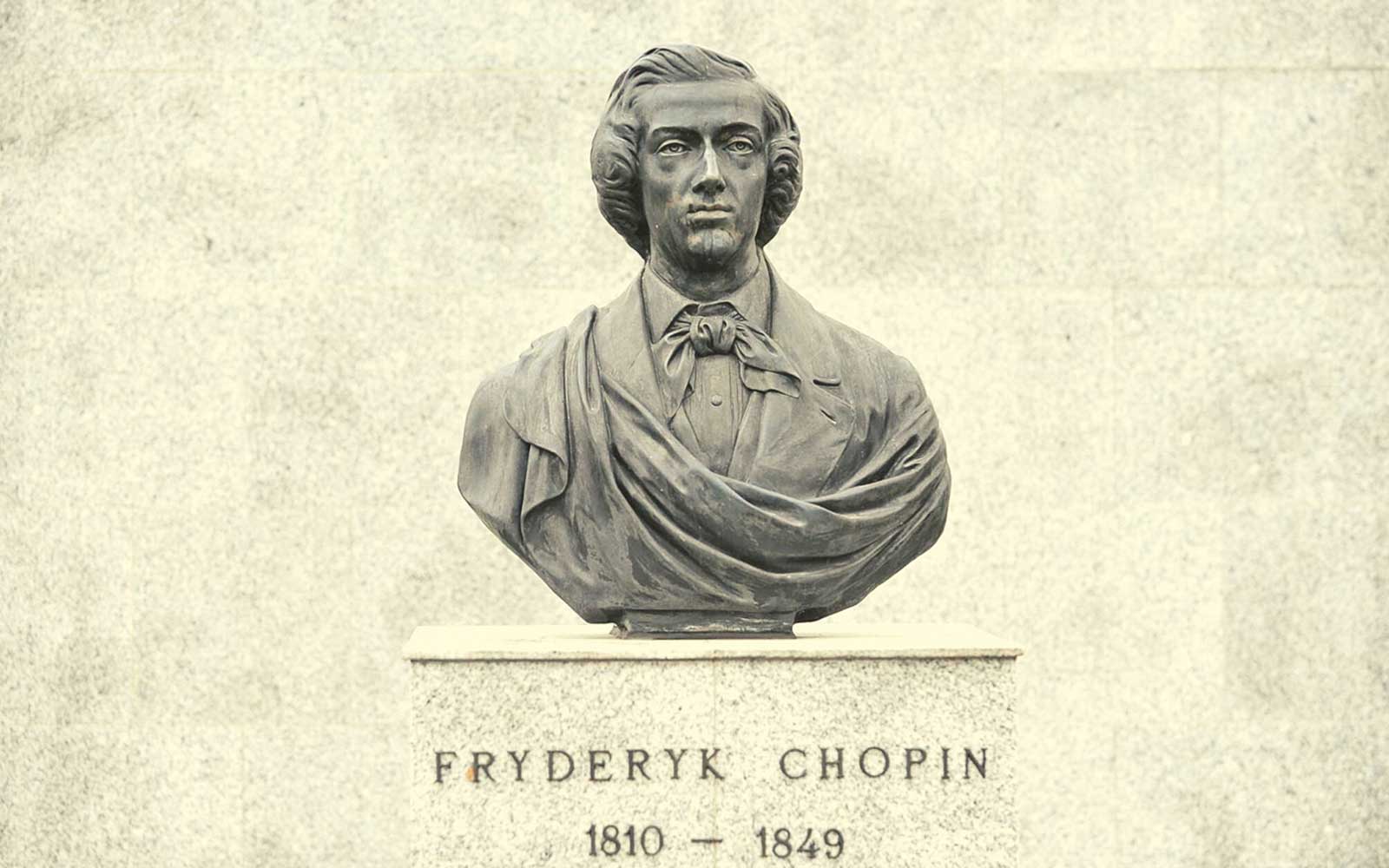 Day Tour of Chopin & Masovian Country with Round-Trip Transfers from Warsaw