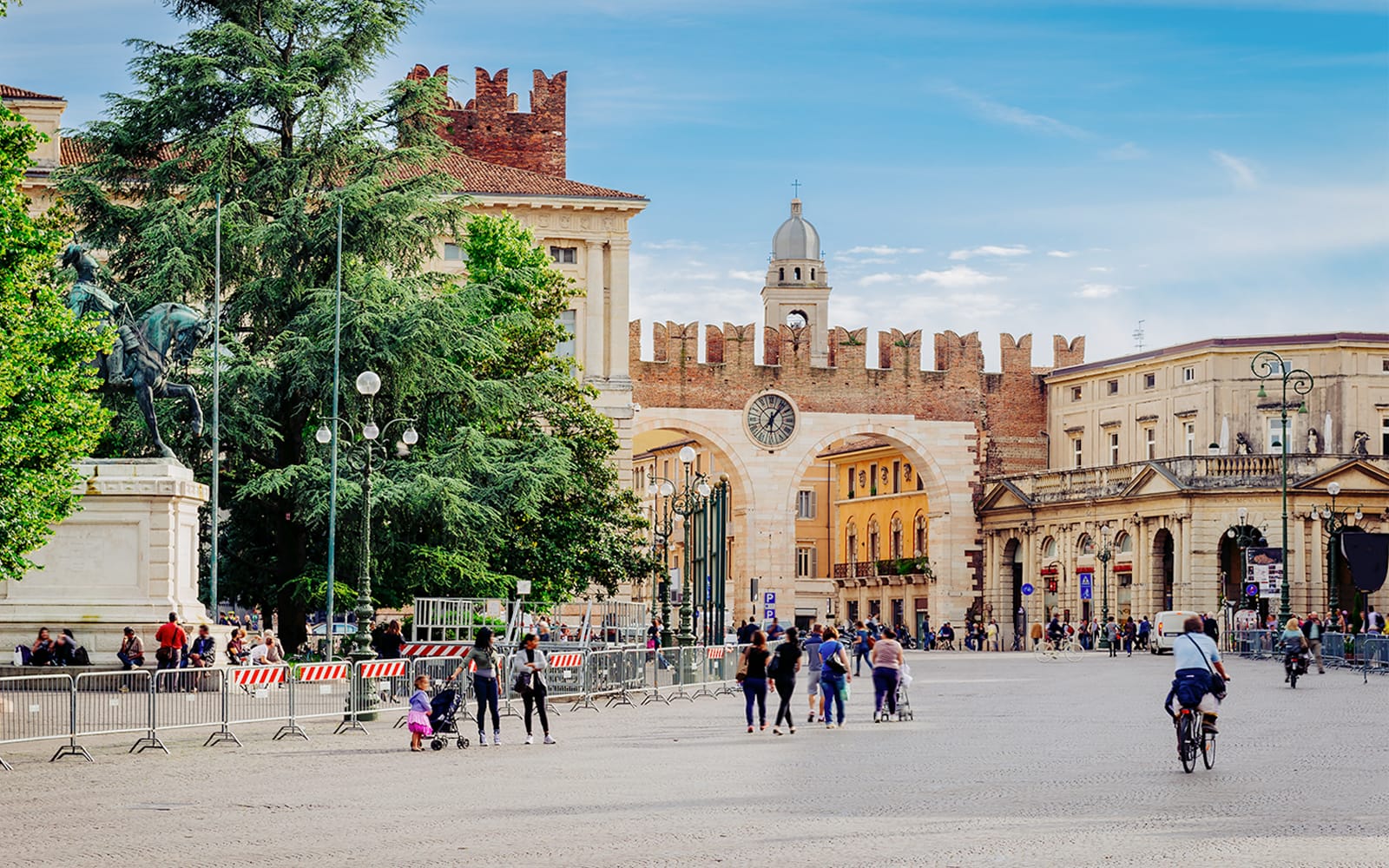 City Sightseeing: Verona Hop-on Hop-off Bus Tour tickets in Verona - Attractions | TickYourList
