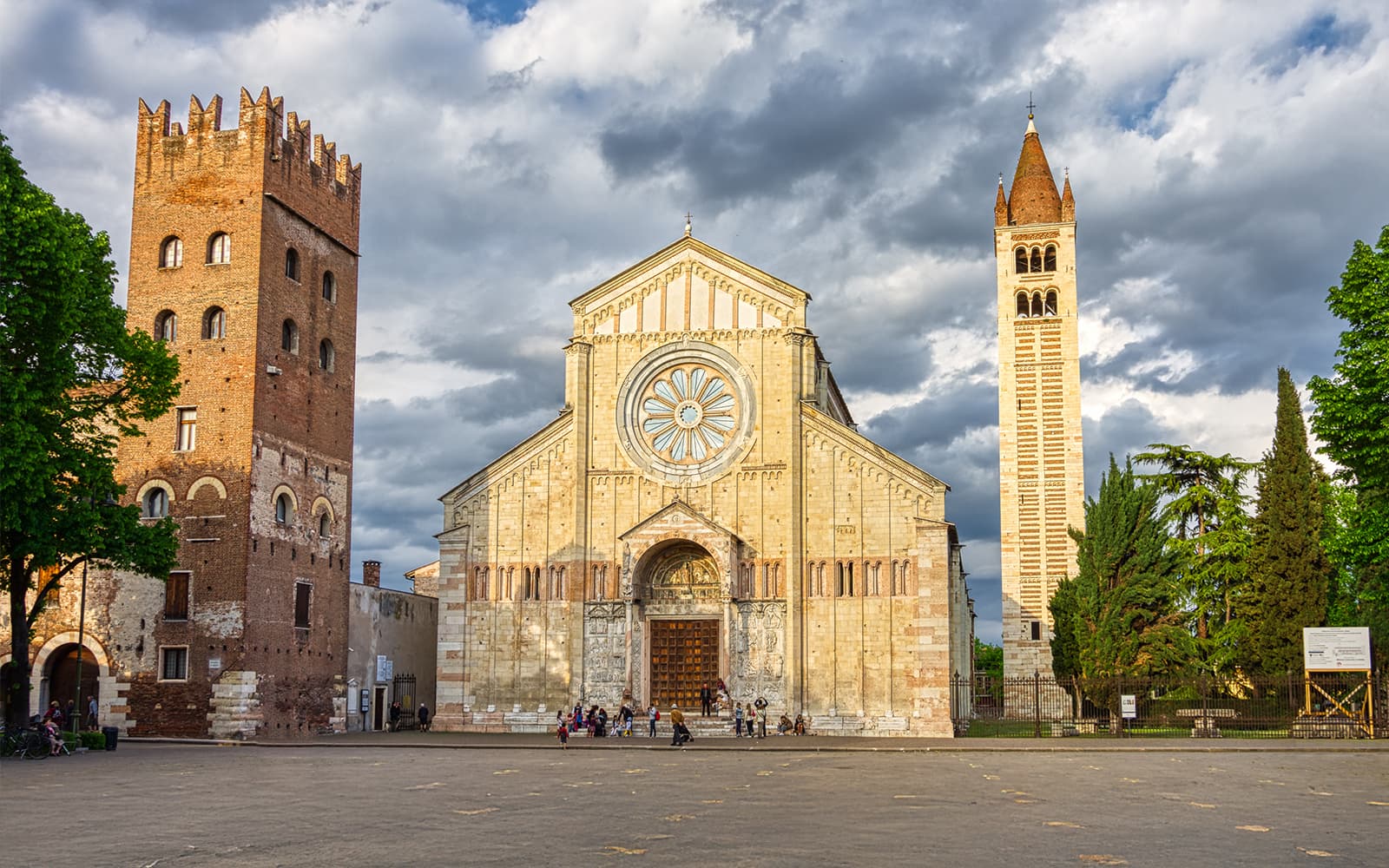 Combo: Gardaland Park + Verona Card tickets in Verona - Features | TickYourList