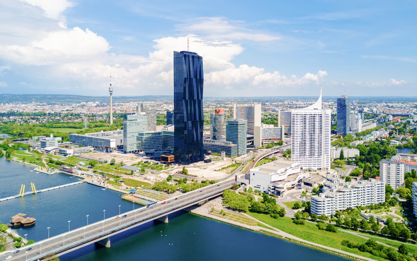 City Sightseeing Cruise on Danube Canal tickets in Vienna - Highlights | TickYourList