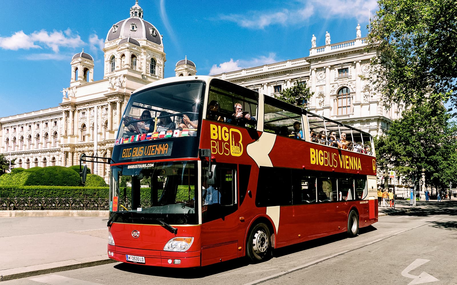 Big Bus: Vienna Hop-on Hop-off Bus Tour