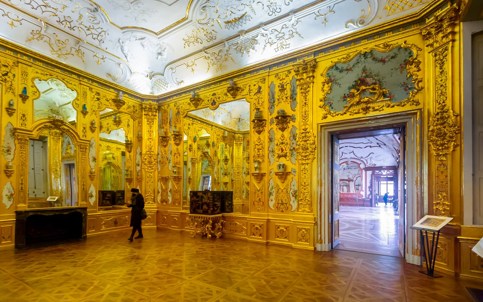 Upper Belvedere Palace & Gardens Guided Tour with Direct Entry tickets in Vienna - Highlights | TickYourList