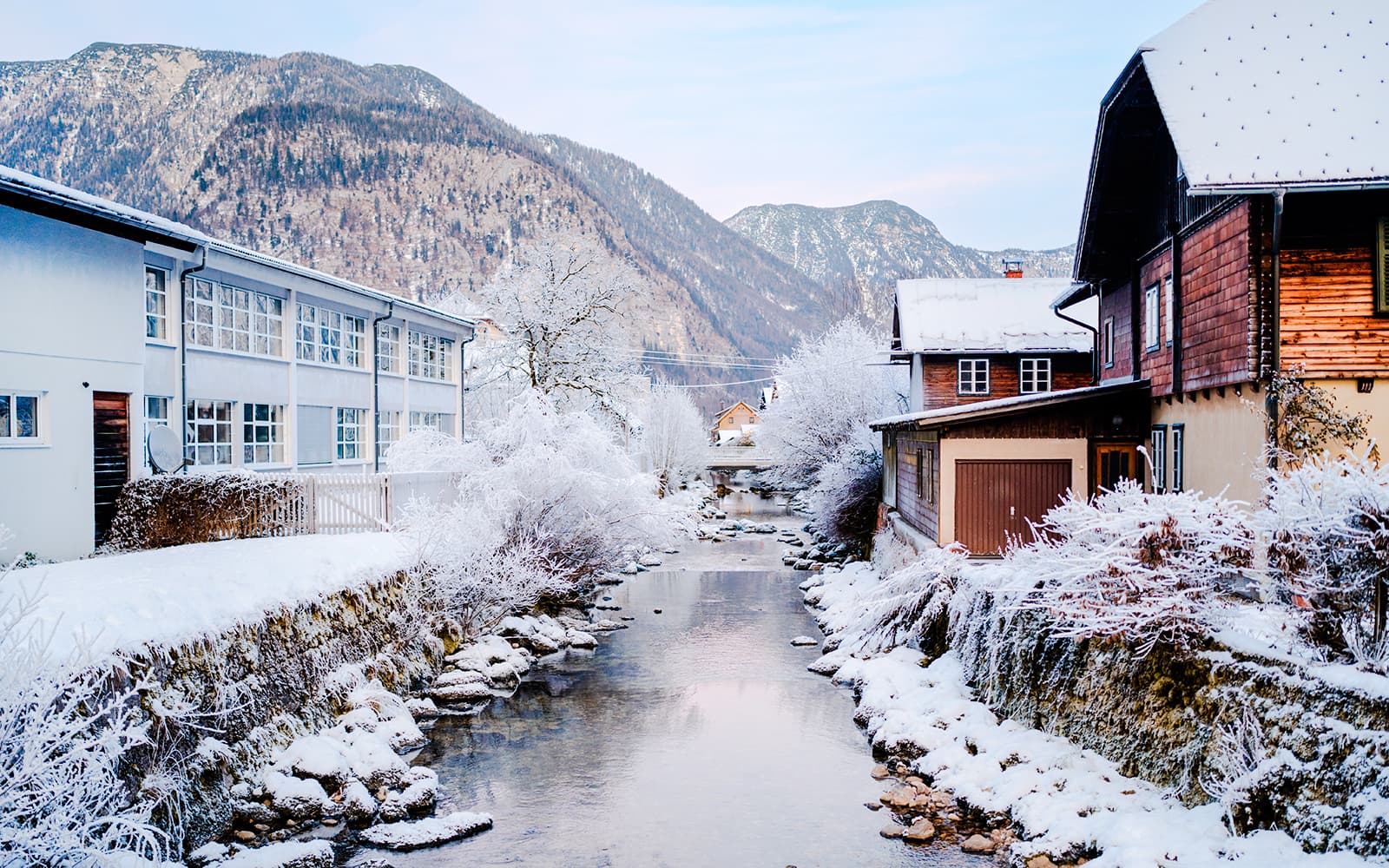 From Vienna: Hallstatt Day Trip by Bus tickets in Vienna - Activities | TickYourList