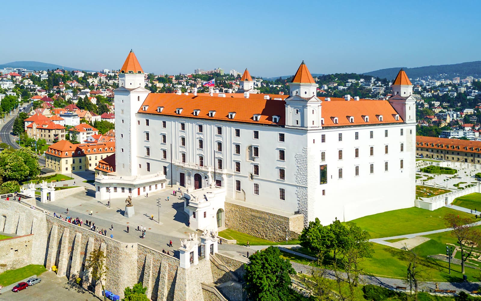 Bratislava Guided Walking Tour with Castle Entry tickets in Vienna - Highlights | TickYourList