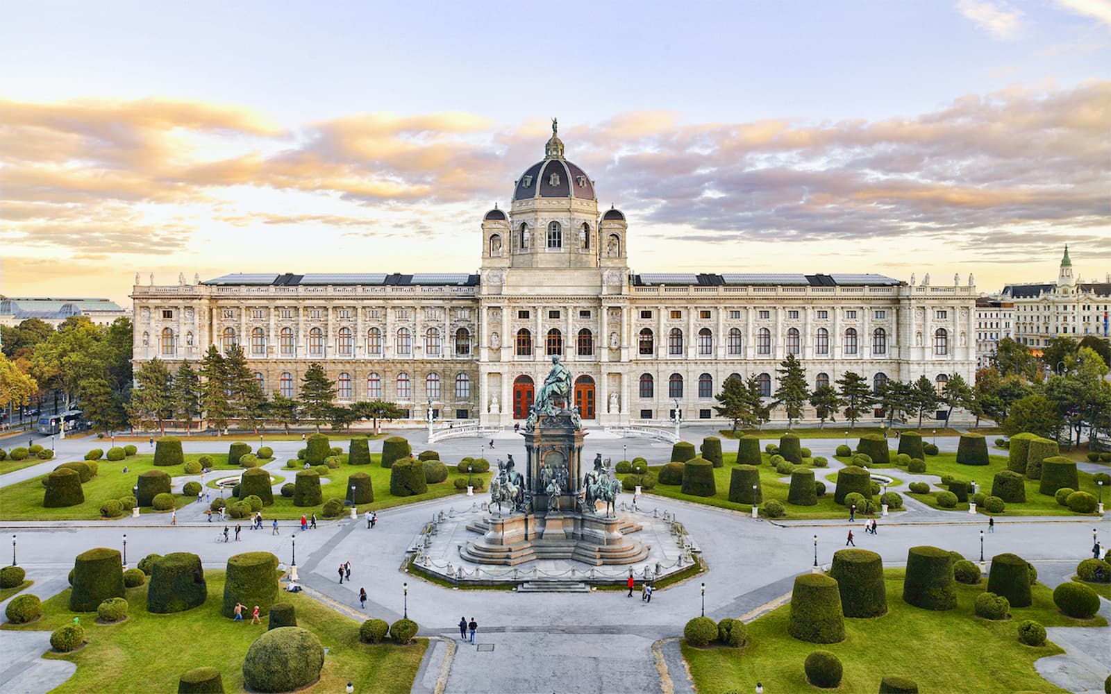 Kunsthistorisches Museum Vienna Guided Tour tickets in Vienna - Attractions | TickYourList