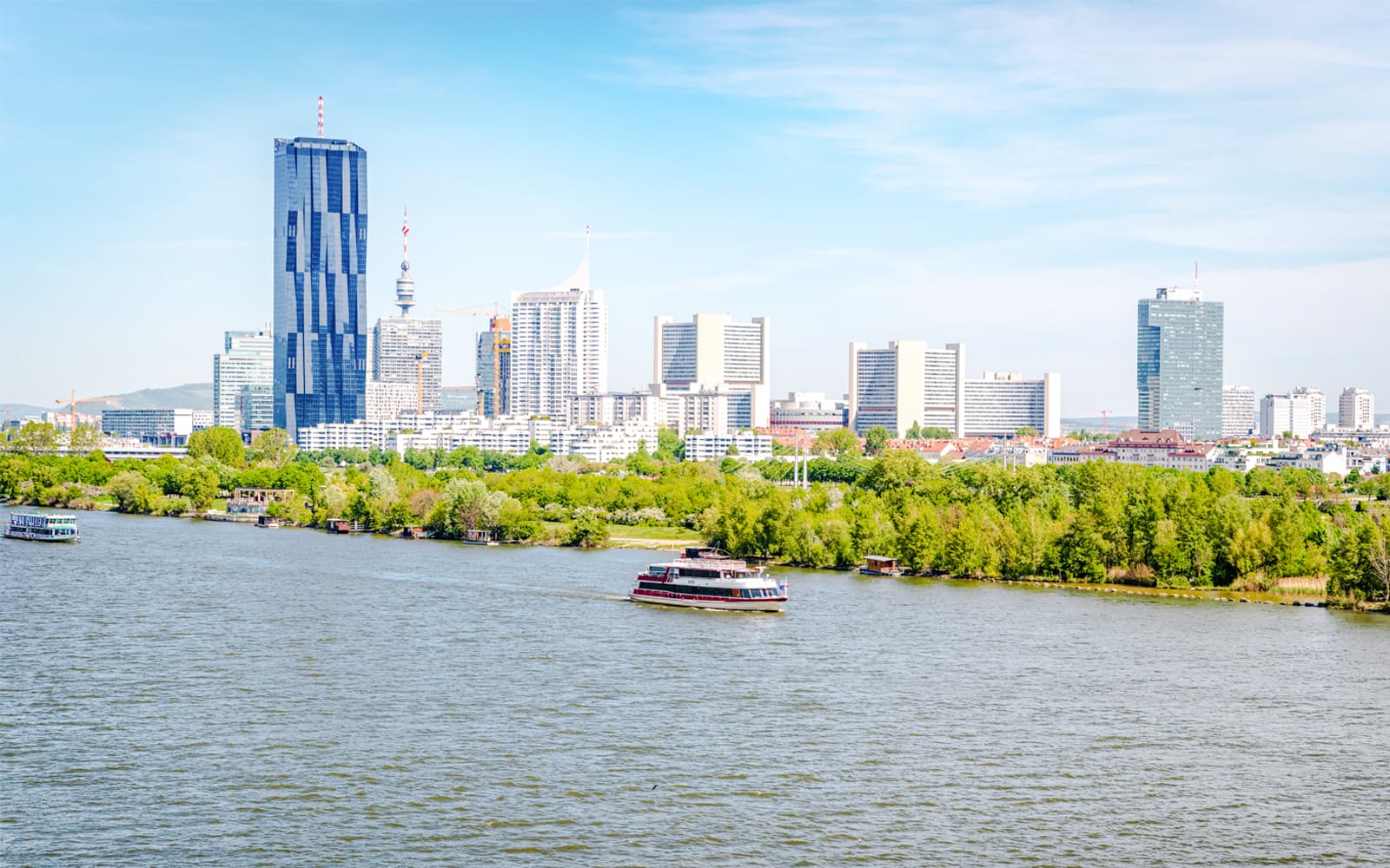 Grand Sightseeing Cruise on Danube River & Canal tickets in Vienna - Features | TickYourList