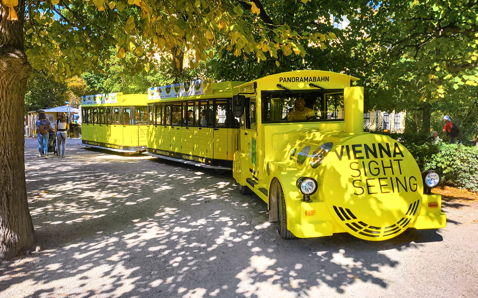 Schönbrunn Palace Panorama Train Ride Tickets