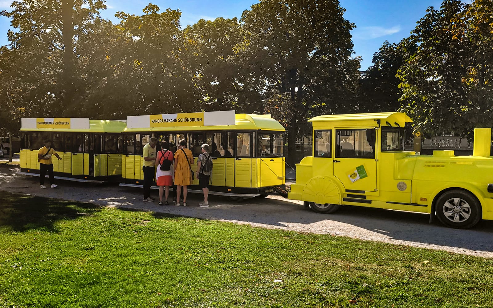 Schönbrunn Palace Panorama Train Ride Tickets in Vienna - Activities | TickYourList