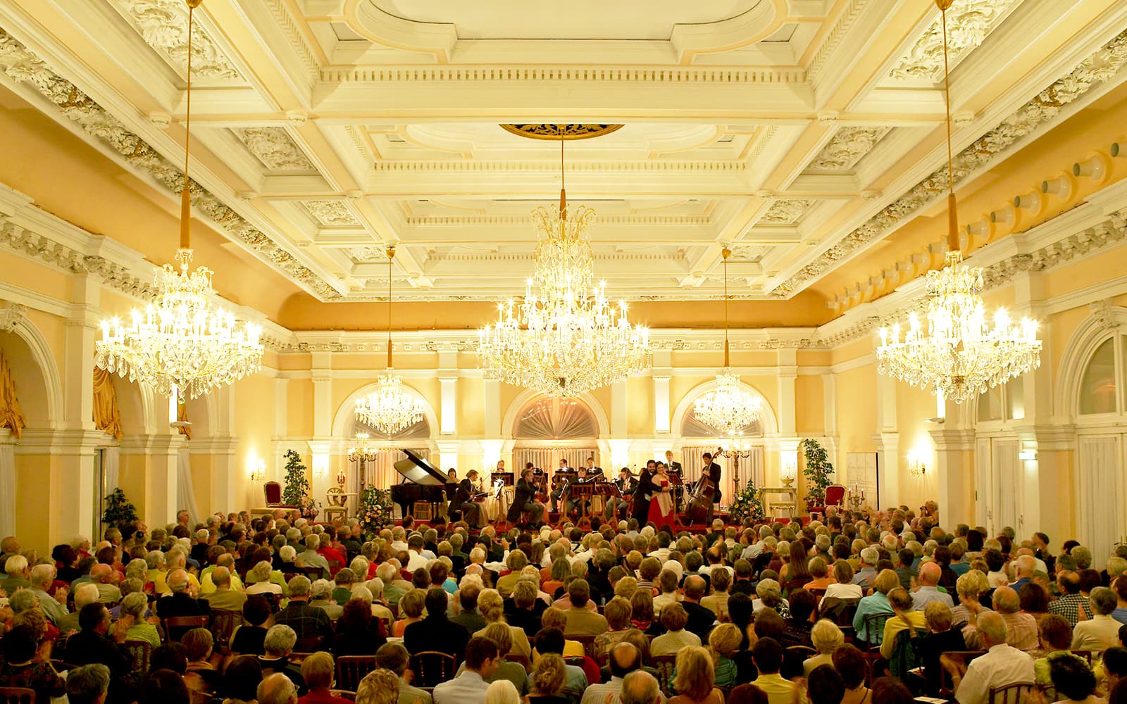 Kursalon: Mozart & Strauss Concert & Dinner tickets in Vienna - Highlights | TickYourList