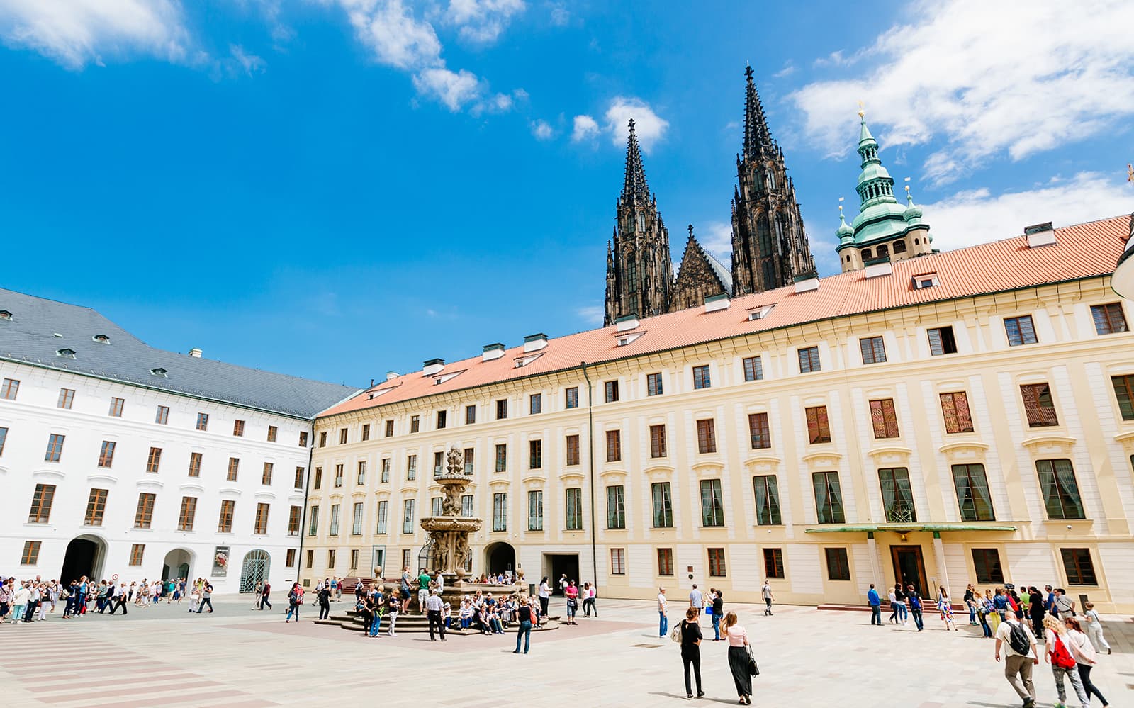 Prague Day Trip from Vienna Tickets in Vienna - Full Experience | TickYourList