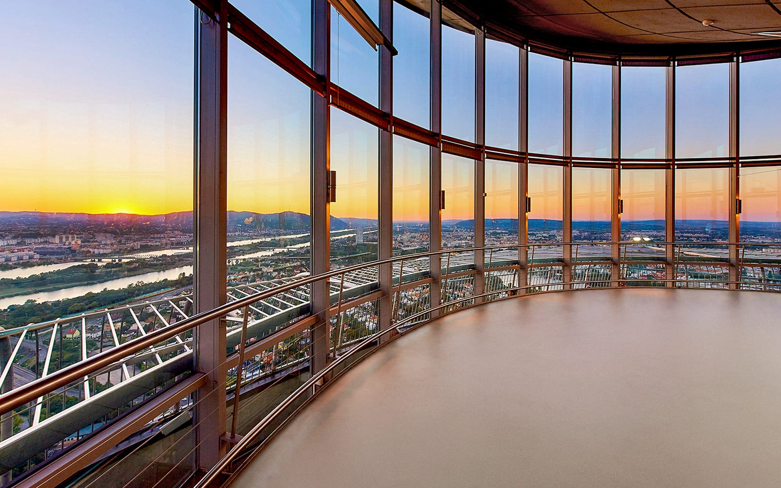 Combo: Vienna Sightseeing: 24/48/72-Hour Hop-On Hop-Off Tour of Vienna + Danube Tower Skip-the-Line Tickets in Vienna - Features | TickYourList
