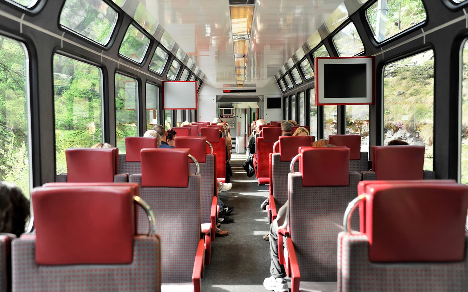 Combo (Save 7%): Matterhorn Glacier Paradise Cable Car Tickets With Zermatt Shuttle in Zermatt - Features | TickYourList