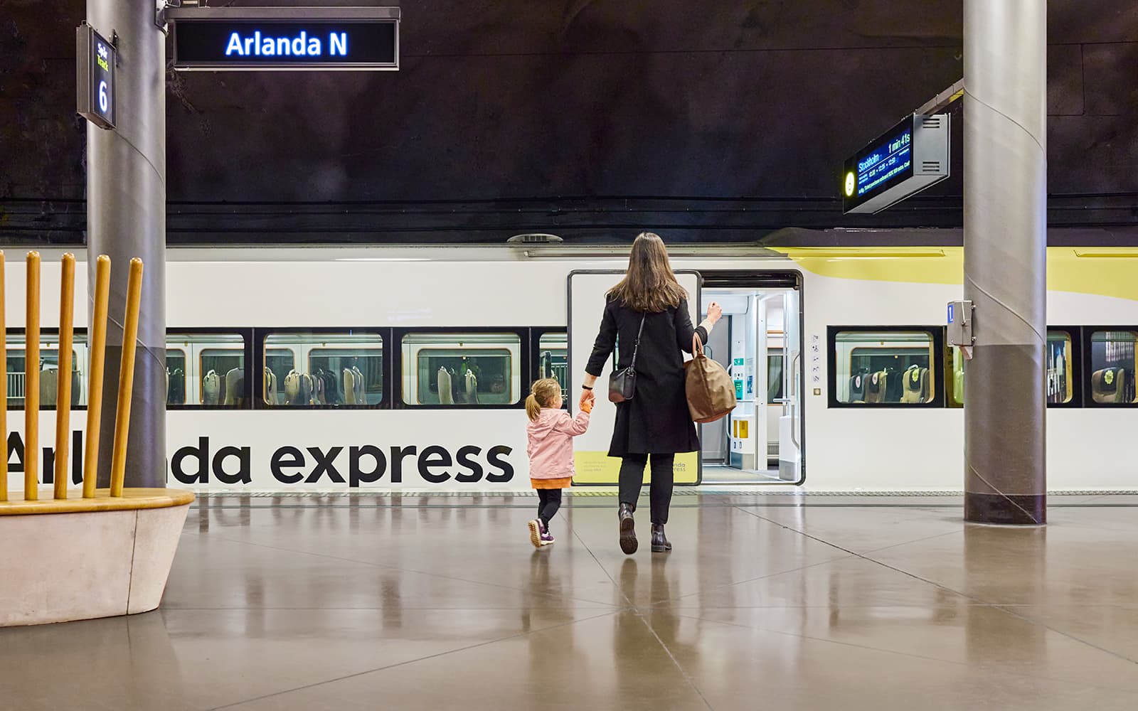 Arlanda Express Stockholm: Arlanda Airport to/from Central Station tickets in Stockholm - Attractions | TickYourList