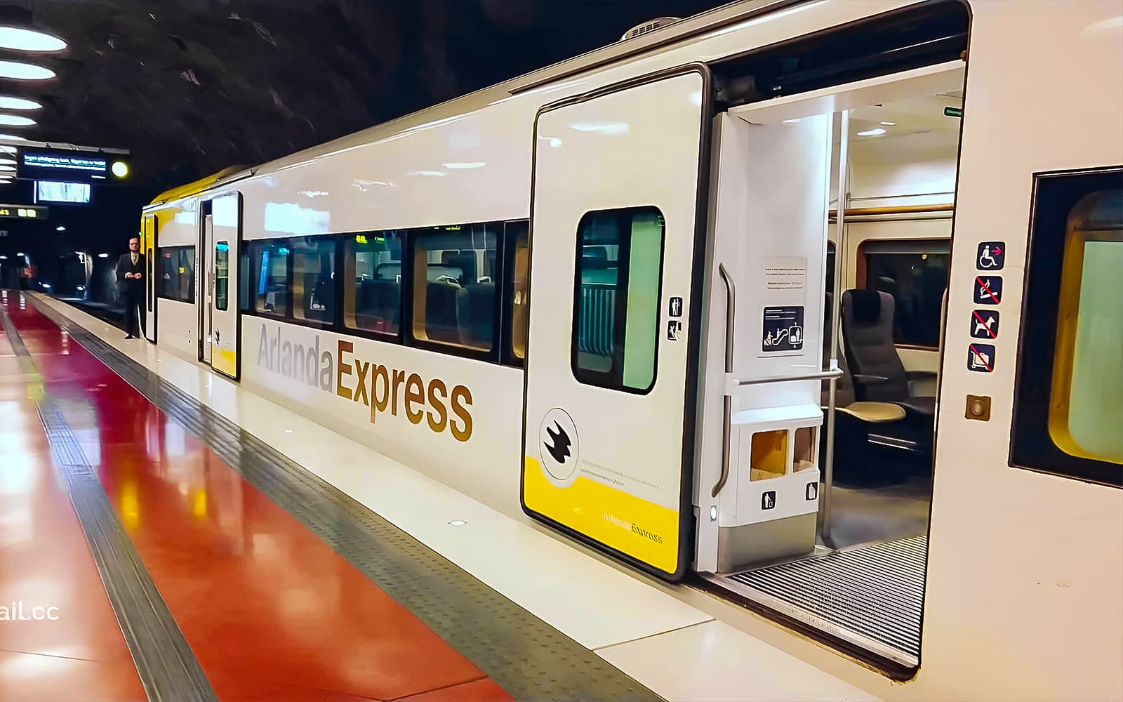 Arlanda Express Stockholm: Arlanda Airport to/from Central Station tickets in Stockholm - Full Experience | TickYourList