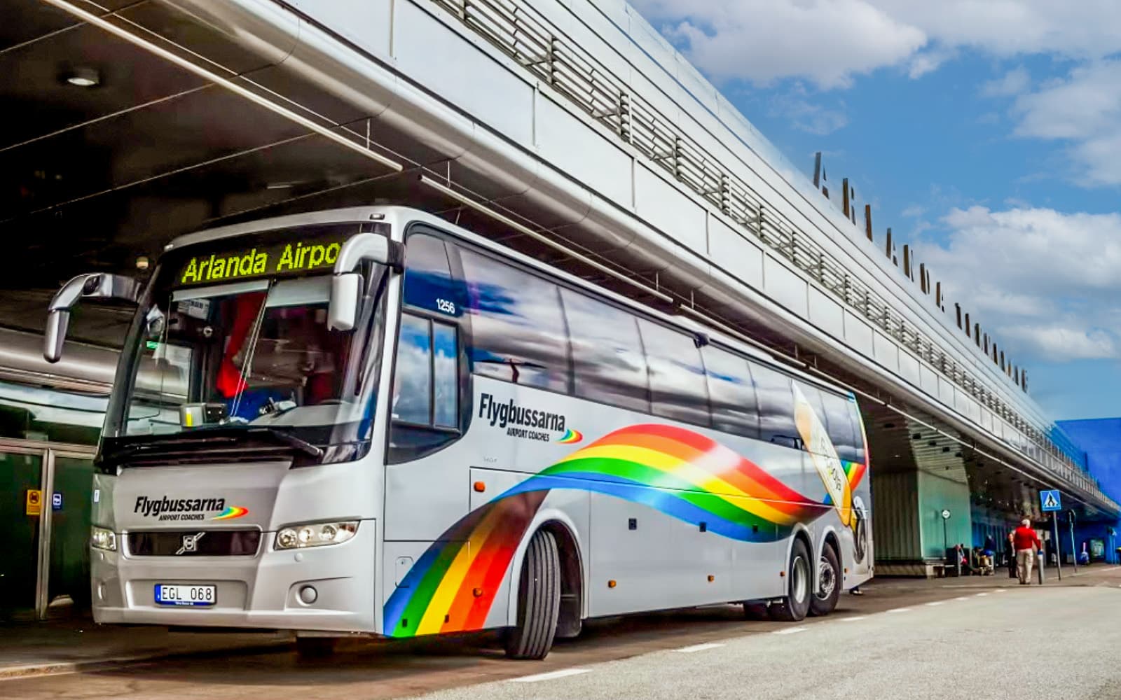 Flygbussarna Airport Coaches One-Way Tickets: Stockholm Arlanda Airport to/from Stockholm City Central Station in Stockholm - Highlights | TickYourList