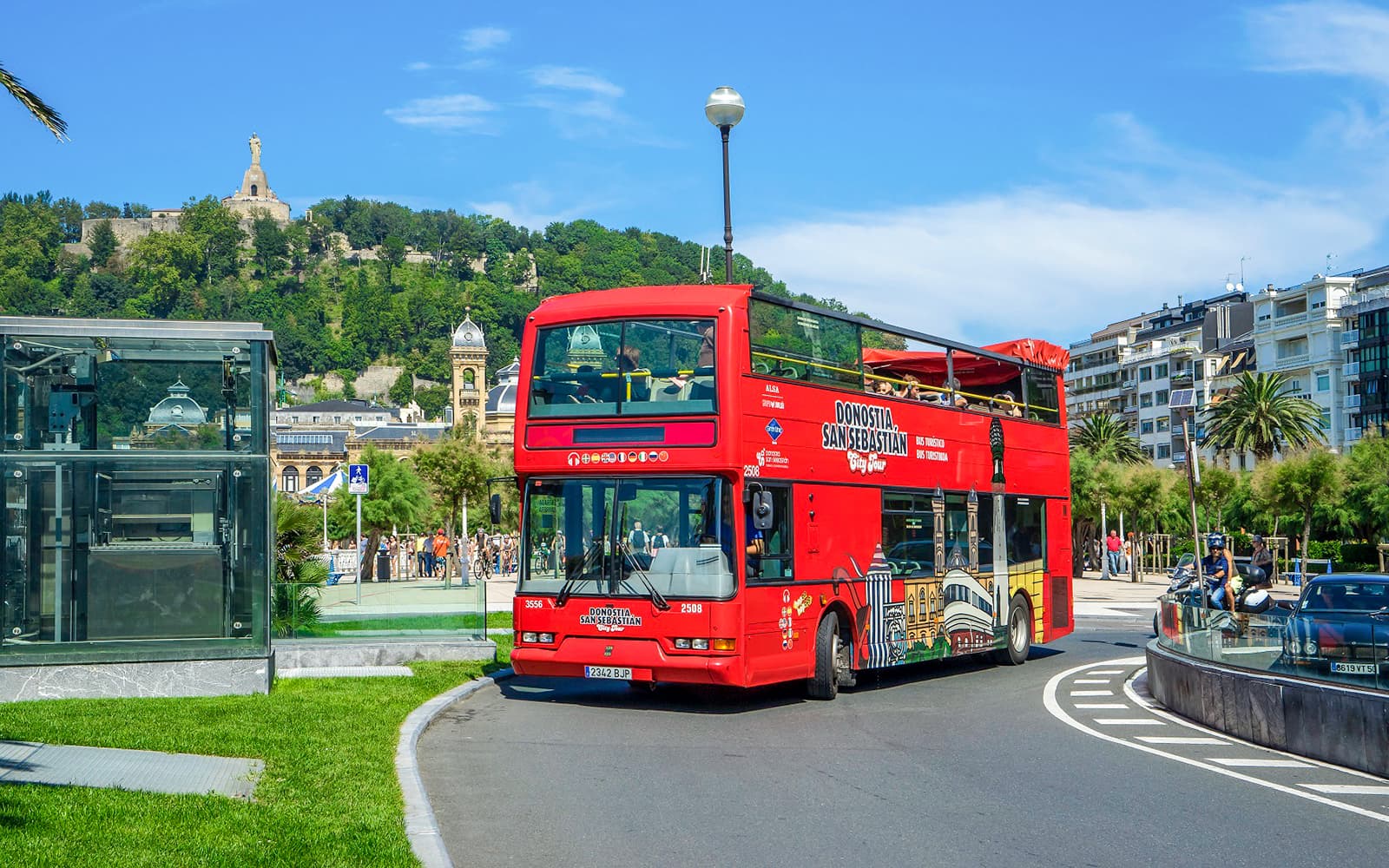 24-Hour Hop-on Hop-off Tour of San Sebastian City
