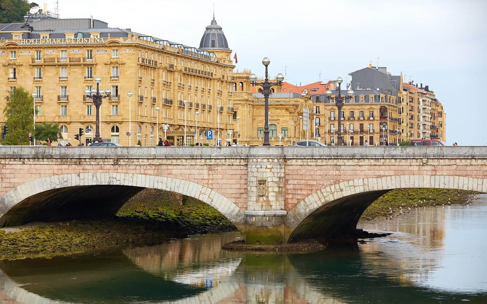 Guided Walking Tour of San Sebastian with Pintxo and Drink tickets in San Sebastian - Features | TickYourList