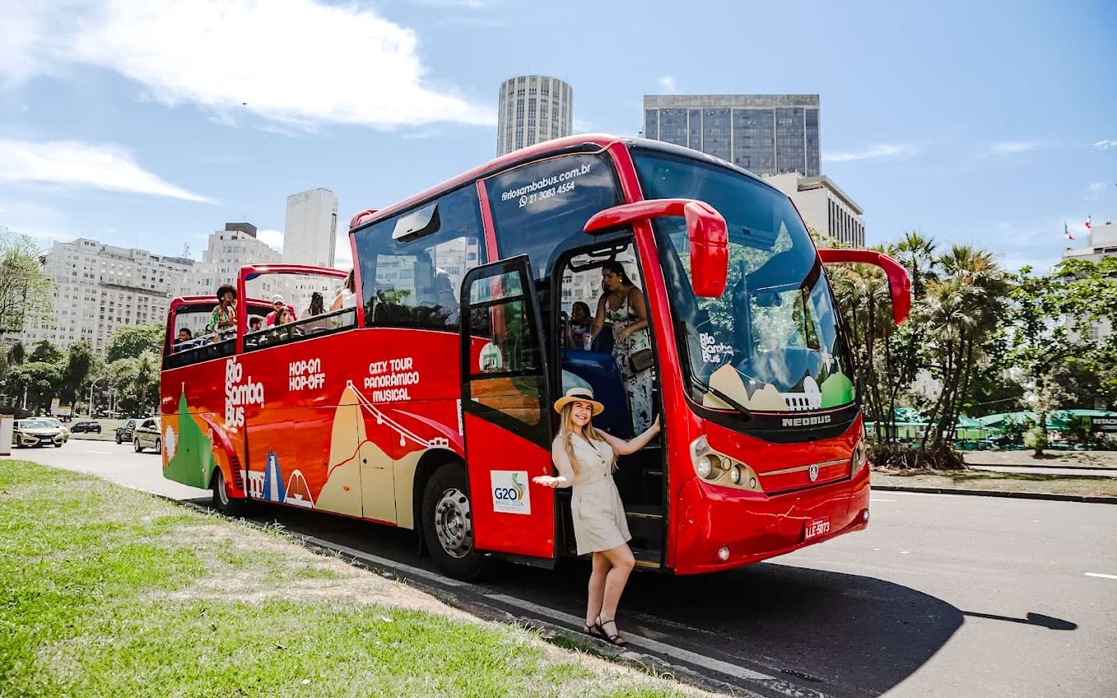 Rio Samba Bus: Rio de Janeiro Hop-on Hop-off Bus Tour