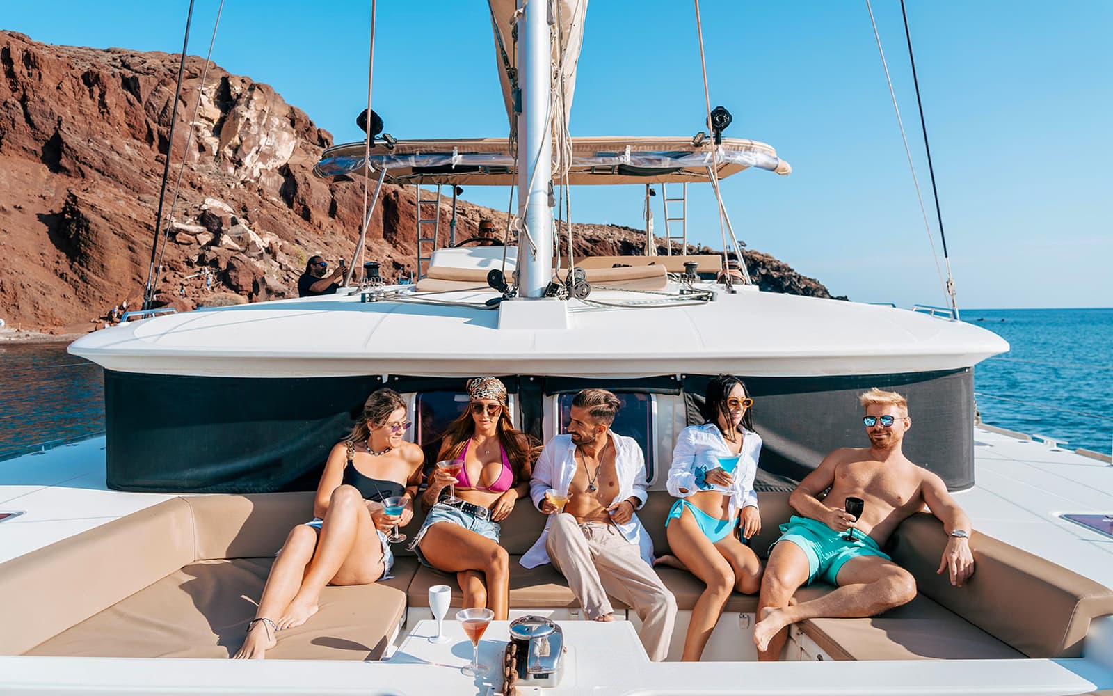 Small-Group Santorini Caldera Catamaran Cruise with Meal and Drinks