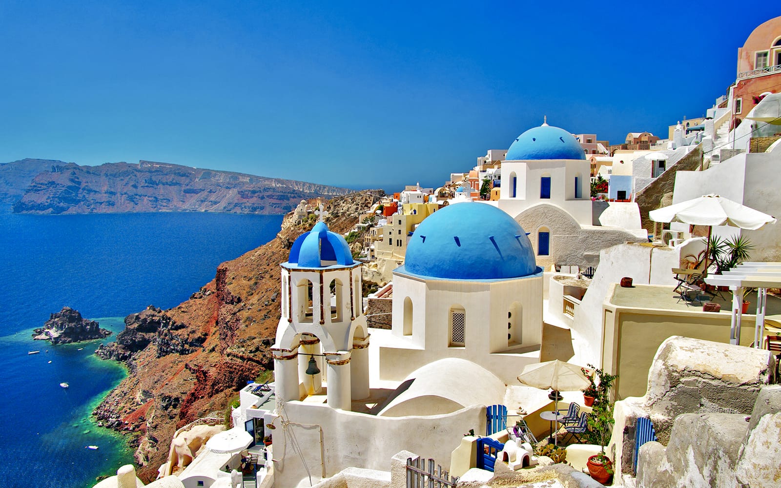 Santorini: Sightseeing Bus Tour with Akrotiri Archaeological Site Visit & Wine Tasting experience tickets in Santorini | TickYourList