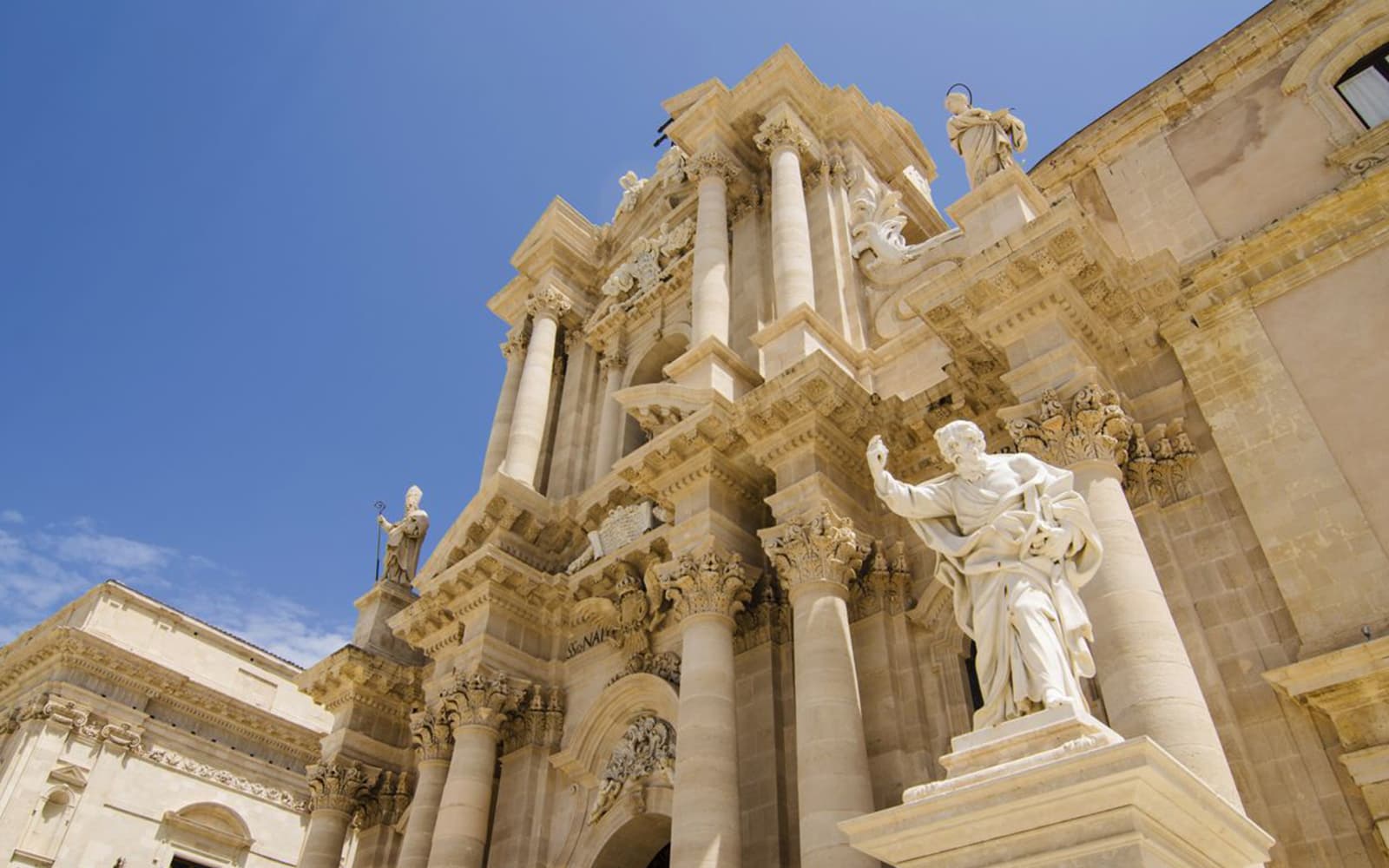 Taormina to Siracusa, Ortigia & Noto Full-Day Guided Tour tickets in Siracusa - Features | TickYourList