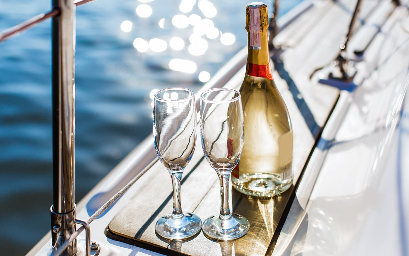 Half-Day Guided Boat Tour in Syracuse with Lunch & Wine tickets in Siracusa - Activities | TickYourList