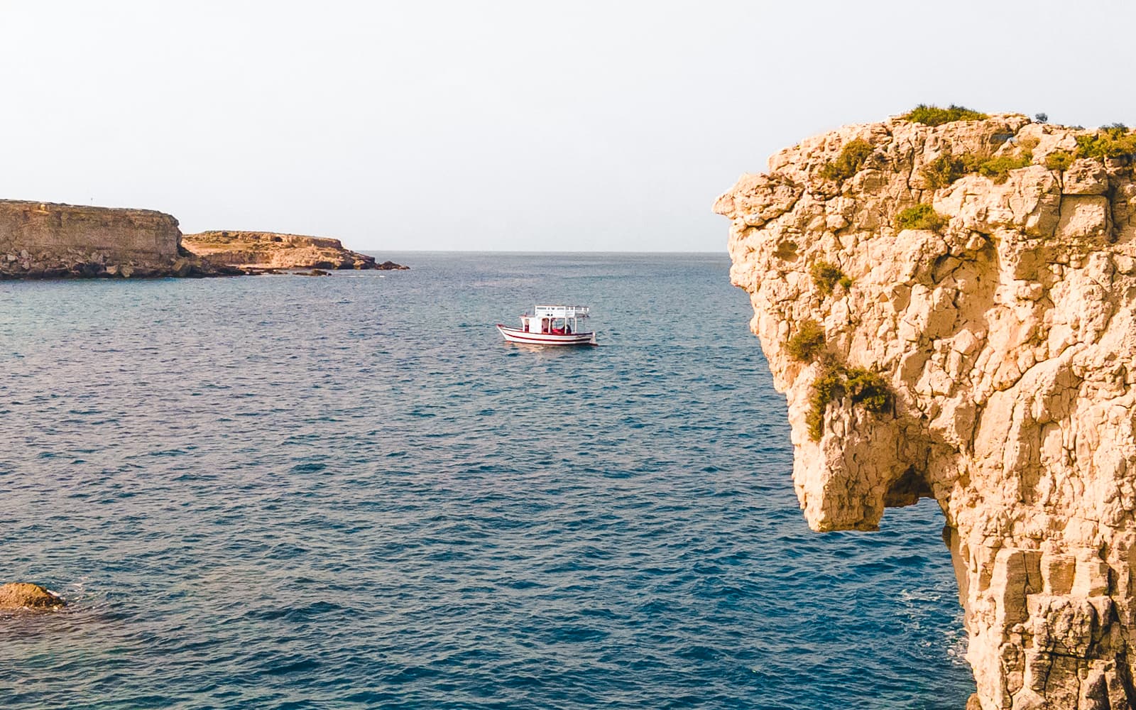 Half-Day Guided Boat Tour in Syracuse with Lunch & Wine tickets in Siracusa - Highlights | TickYourList