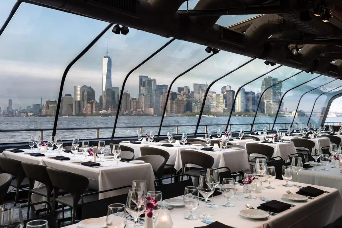 New York Bateaux Lunch Cruise