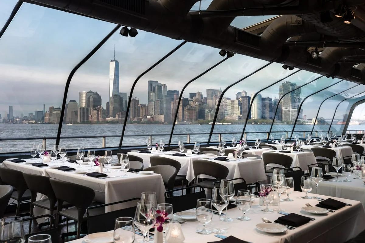 Elegant brunch cruise with NYC skyline views
