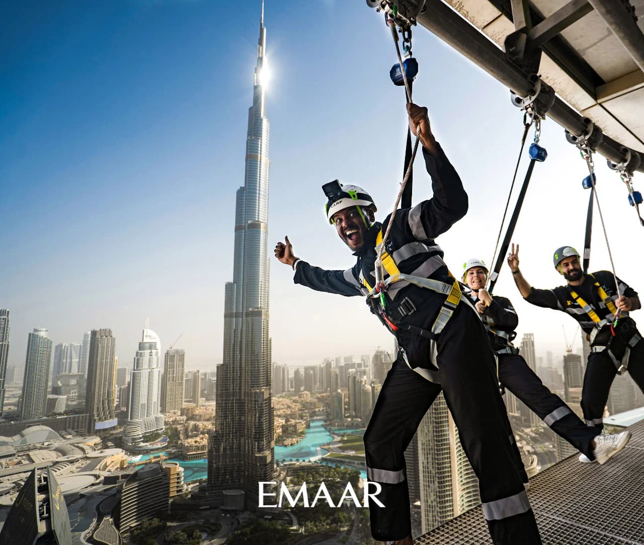 Sky Views Dubai: Edge Walk Experience