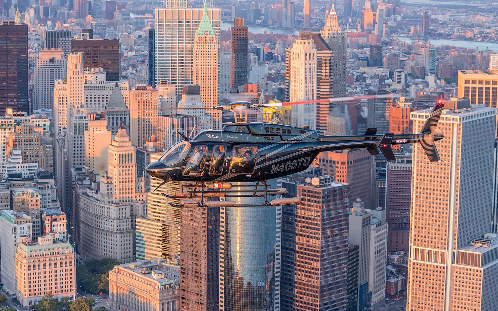 95815681bfbb9344e6d933155ac4b623-NYCHelicopters2.jpg