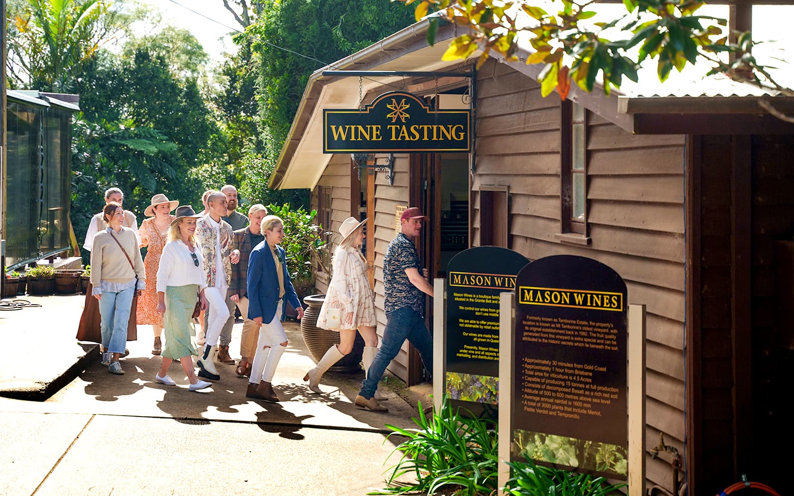 Tamborine Mountain Winery Day Tour from Gold Coast