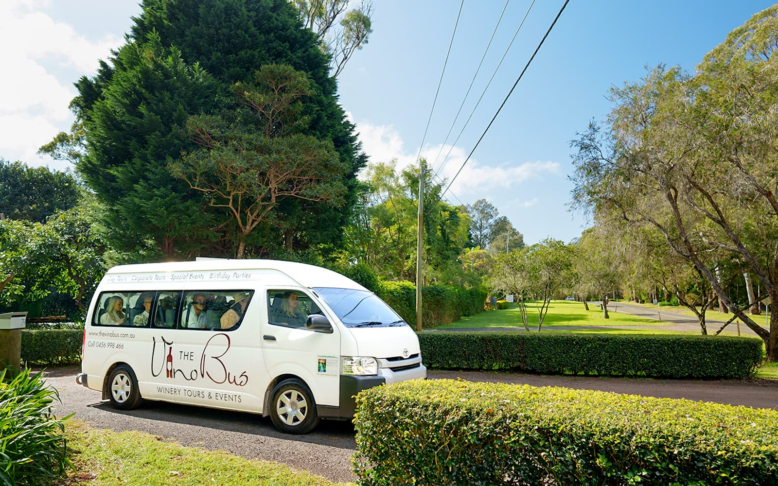 Full-Day Winery Tour: Gold Coast Pick-Up tickets in Gold Coast - Full Experience | TickYourList
