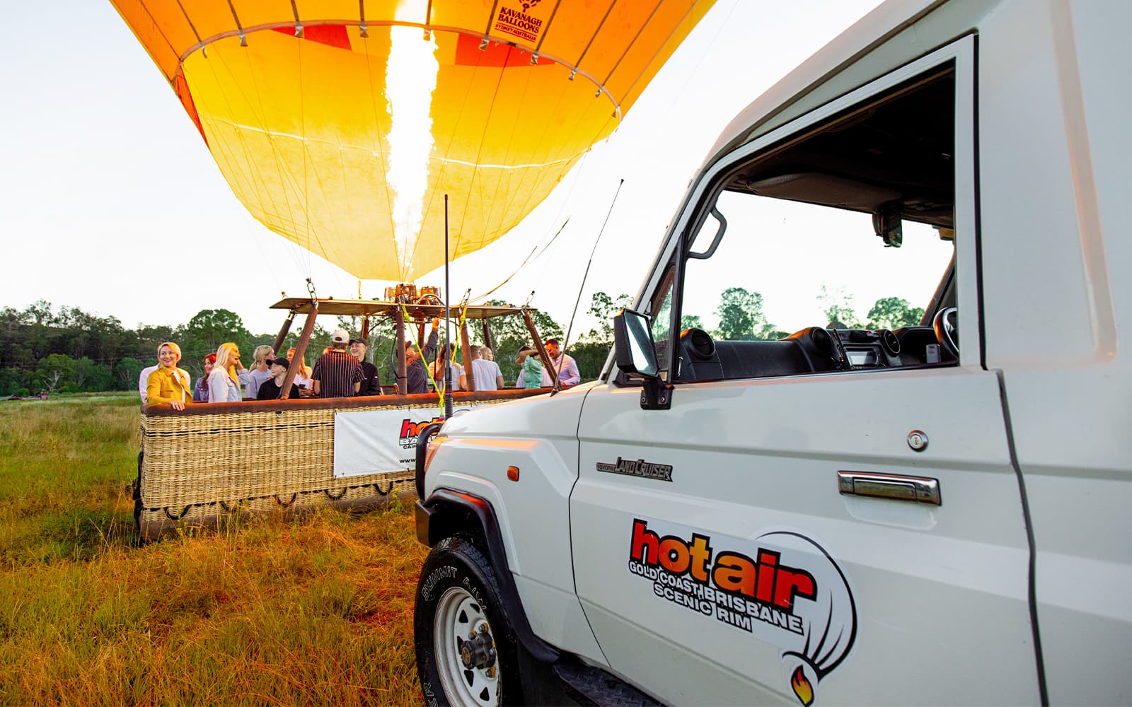 Gold Coast Hot Air Balloon Ride with Sparkling Wine & Hotel Transfers