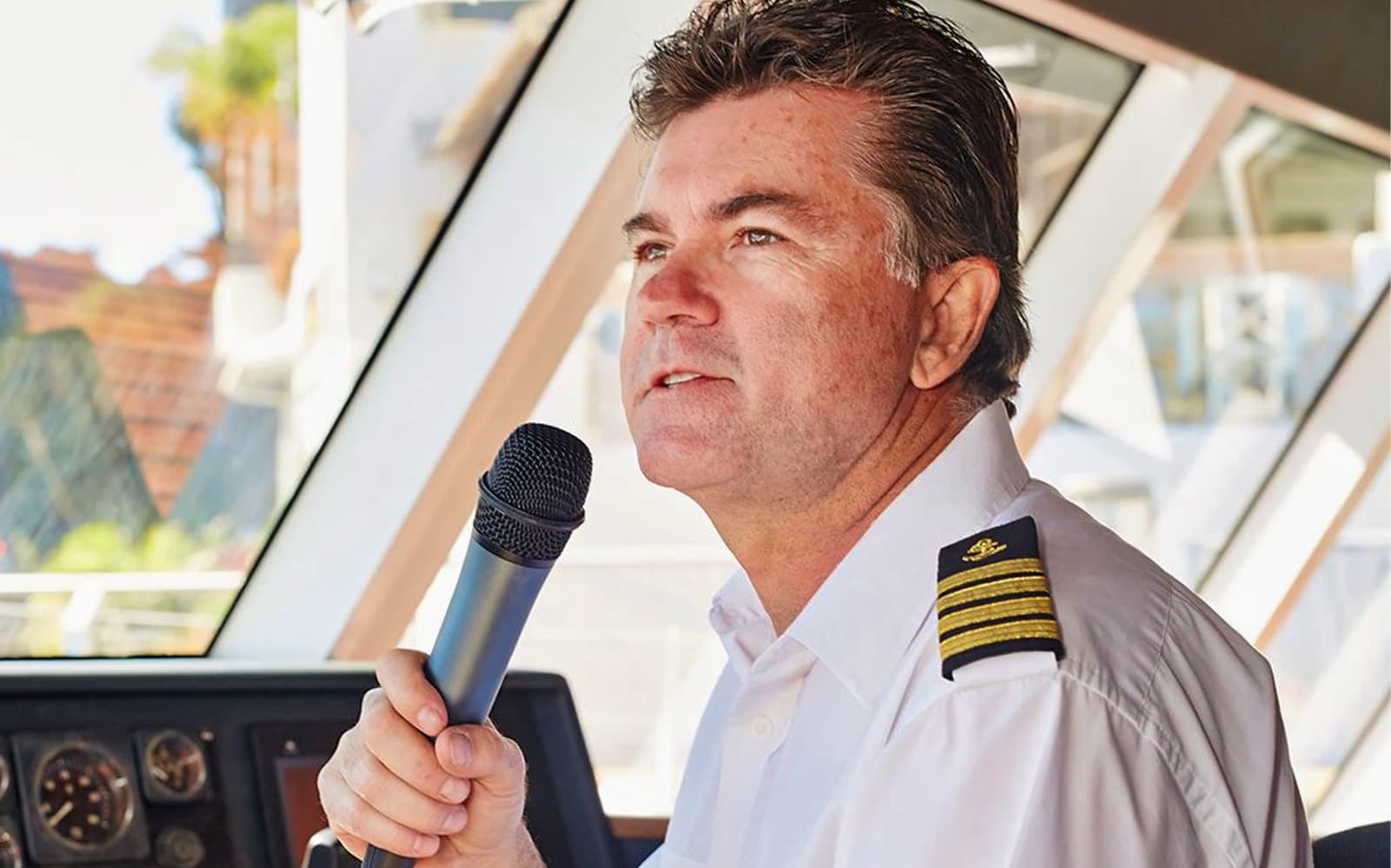 Sea World Sightseeing Cruise tickets in Gold Coast - Highlights | TickYourList