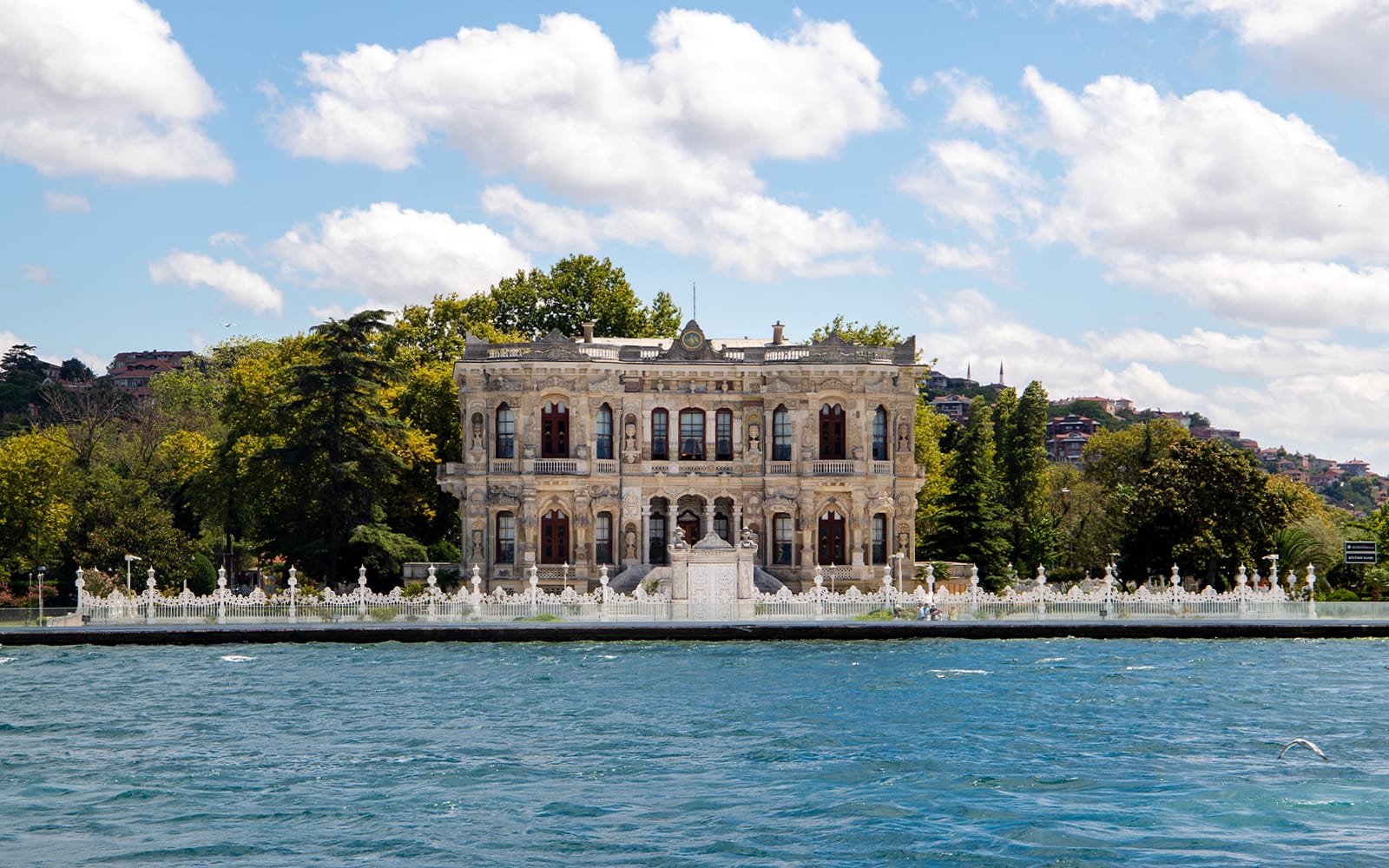Bosphorus Sightseeing Cruise with Optional Audio Guide tickets in Istanbul - Highlights | TickYourList