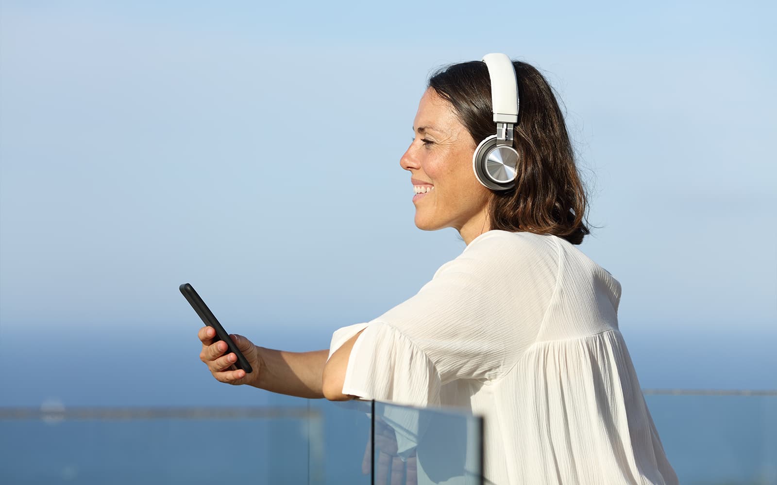 Bosphorus Sightseeing Cruise with Optional Audio Guide tickets in Istanbul - Features | TickYourList