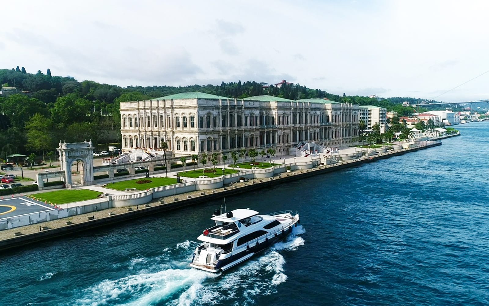 Bosphorus Luxury Yacht Day Cruise with Snacks & Turkish Coffee experience tickets in Istanbul | TickYourList