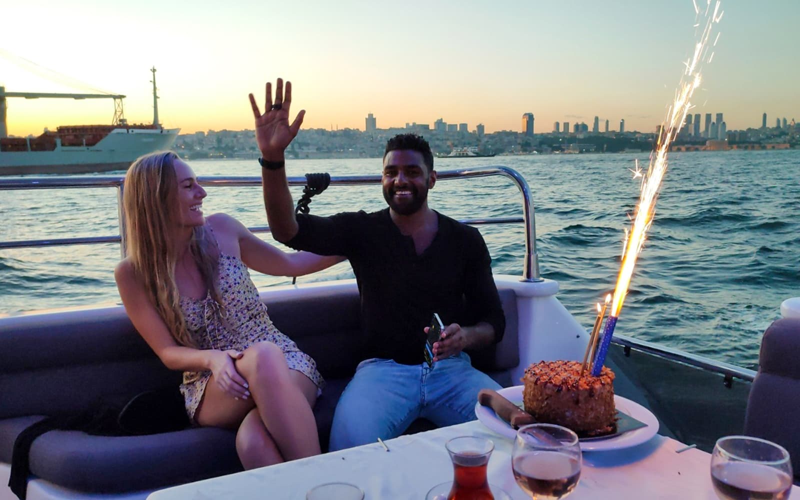 Bosphorus Luxury Yacht Day Cruise with Snacks & Turkish Coffee tickets in Istanbul - Features | TickYourList
