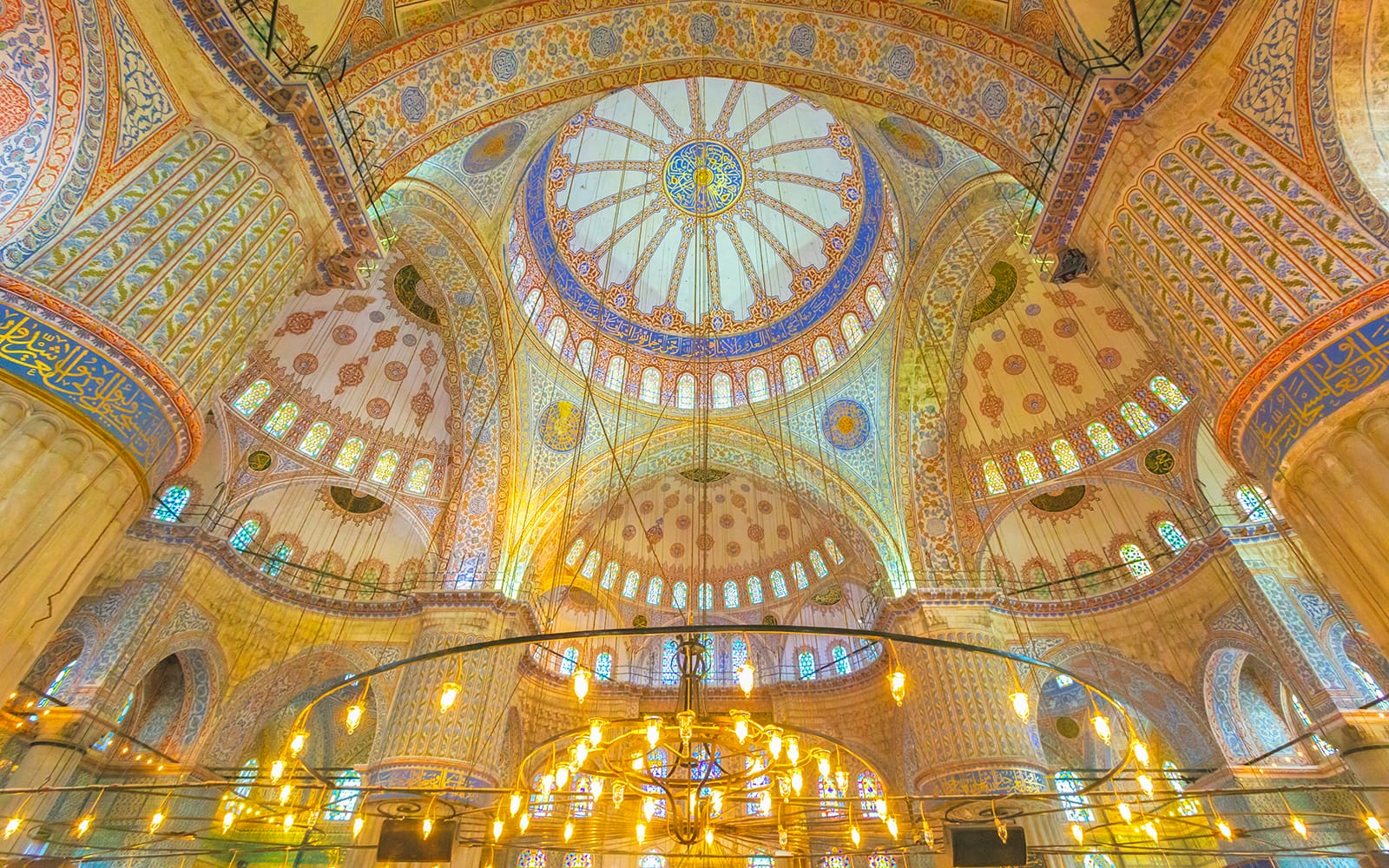 887e0f7e890dbce3c0f16648c21988fd-28673-istanbul-blue-mosque-guided-tour-with-bosphorus-cruise-05.jpeg