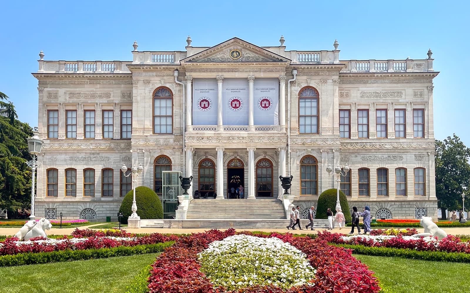 Dolmabahçe Palace & Harem Skip-the-Line Tickets with Audio Guide