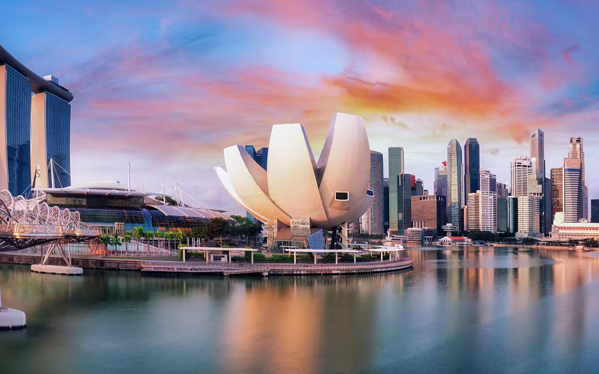 listing card gallery - Image 1 of 6