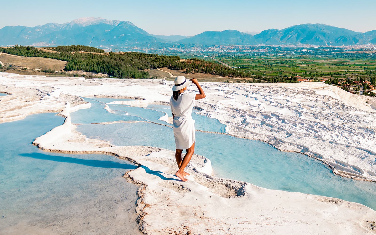 Antalya Pamukkale Hierapolis Guided Tour with Meals & Hotel Transfers