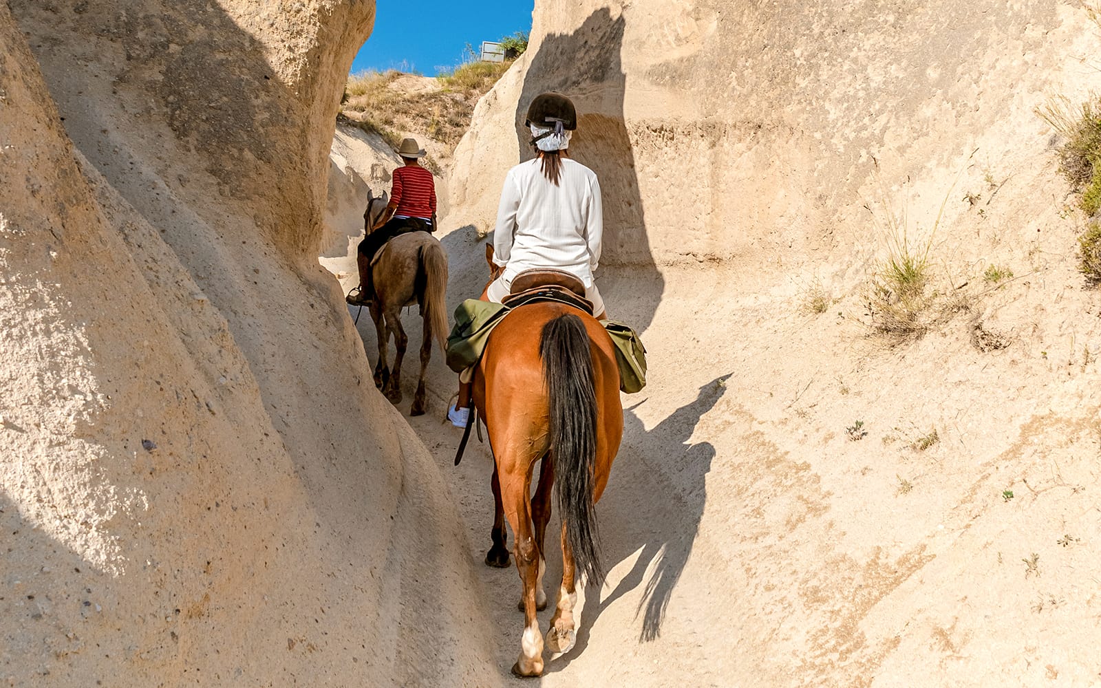 bd201583e401c20cb0aee81dadfa0bc3-17876-cappadocia-2-hour-guided-horseback-riding-in-the-valleys-of-cappadocia-01.jpg
